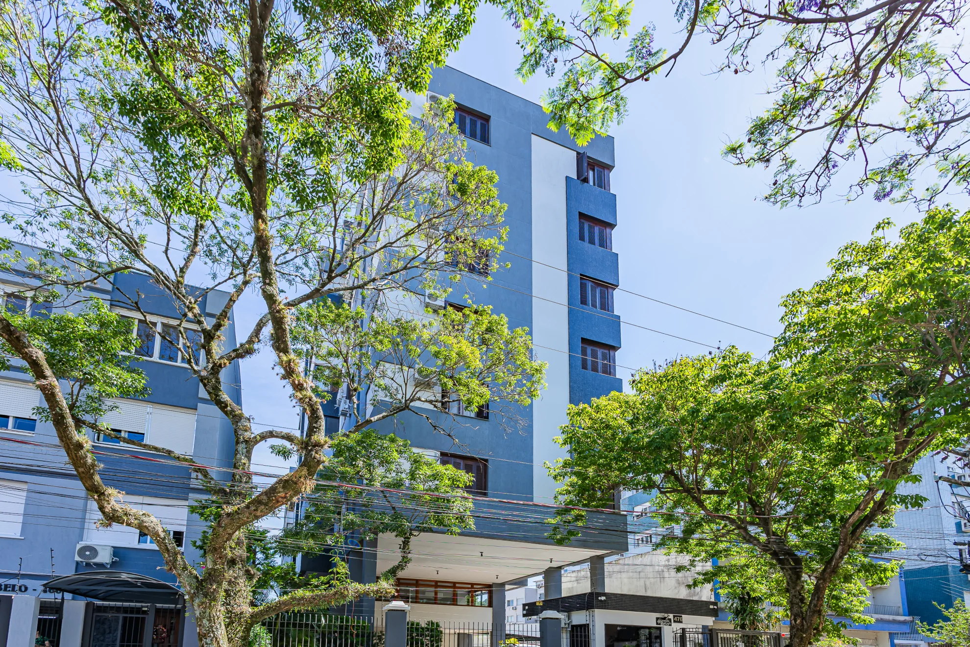 Apartamento de 2 dormitórios no Menino Deus