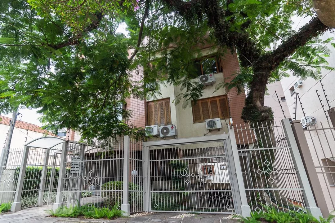 Apartamento 100m² 3 Quartos, 1 suíte e Vaga coberta.