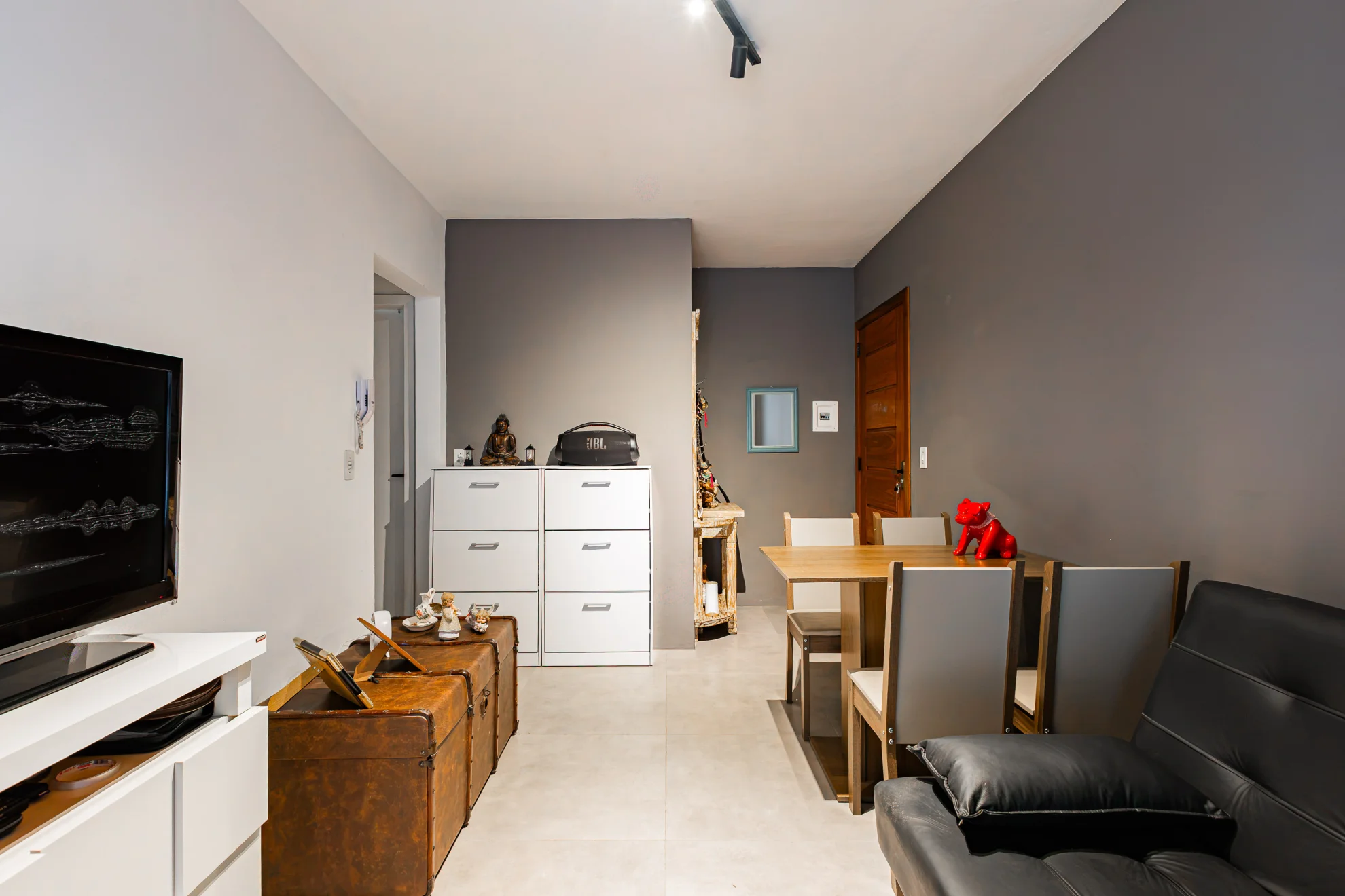 Apartamento acolhedor de 1 dormitório, cheio de possibilidades, no coração da Cidade Baixa!