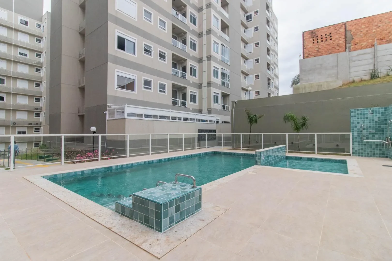 Apartamento com 2 Quartos (1 Suíte), Vaga e 75m² Próximo ao Zaffari da Otto