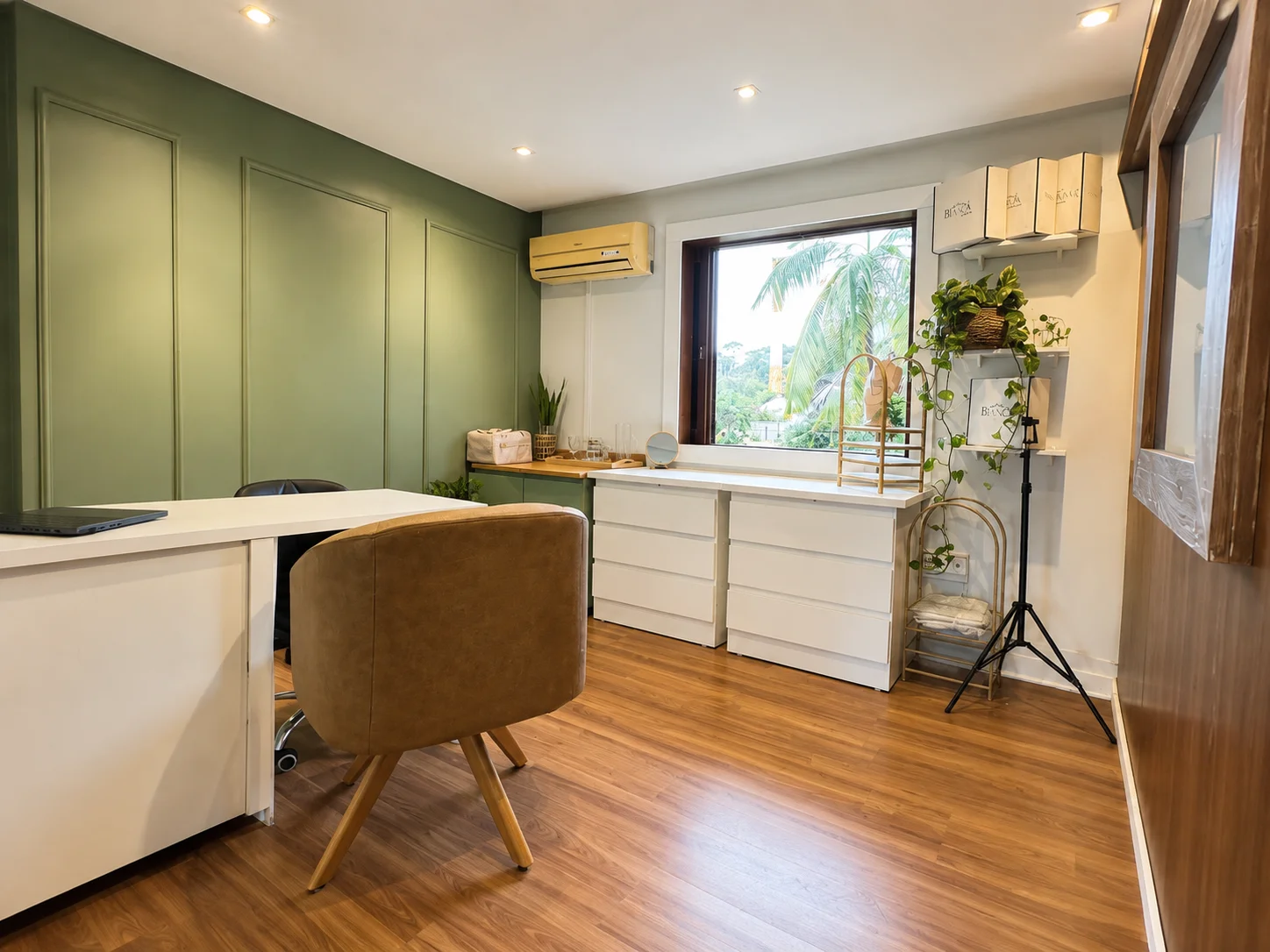 Escritório em Coworking | Aproximadamente 14 m²