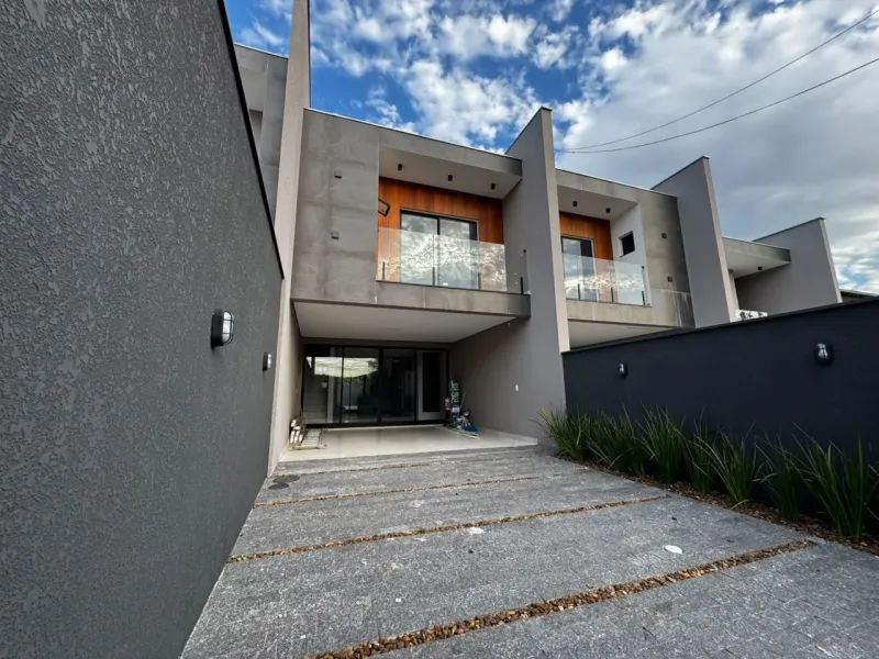 Sobrado no Bom Retiro, Joinville - Imobiliária - foto 3