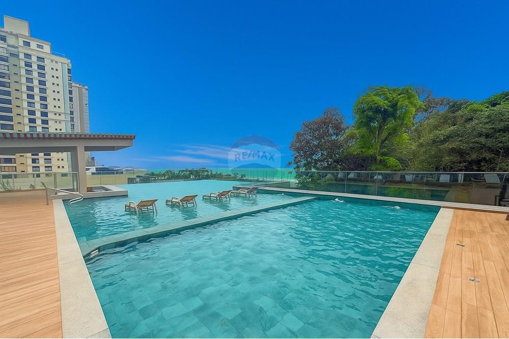 Apartamento pé na areia, frente mar a Venda em Balneario Piçarras