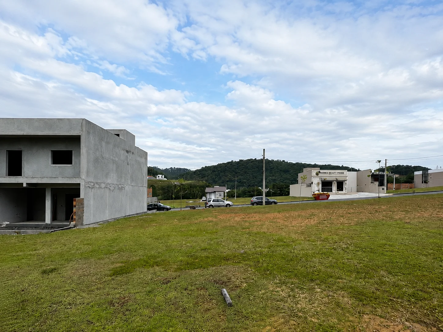 Terreno à Venda em Condomínio Aberto em Araquari | 300 m²