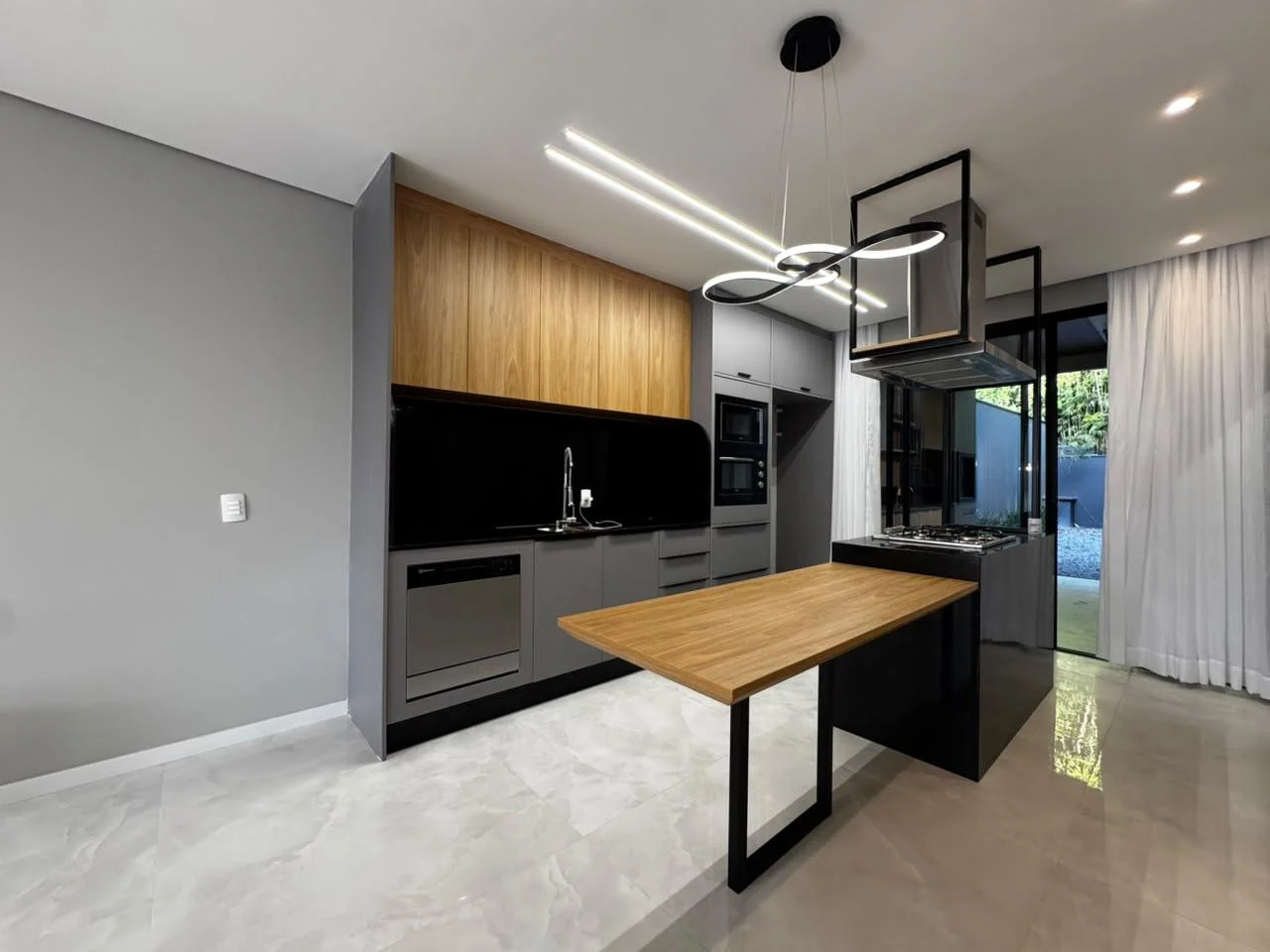 Casa Geminada para Locação – Residencial Sereno