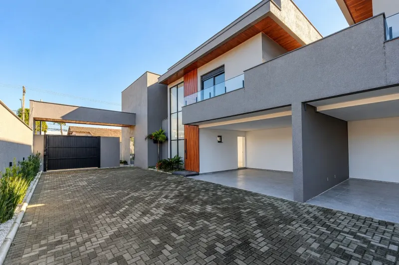 Casa em Condomínio Fechado no Bairro América – Joinville/SC