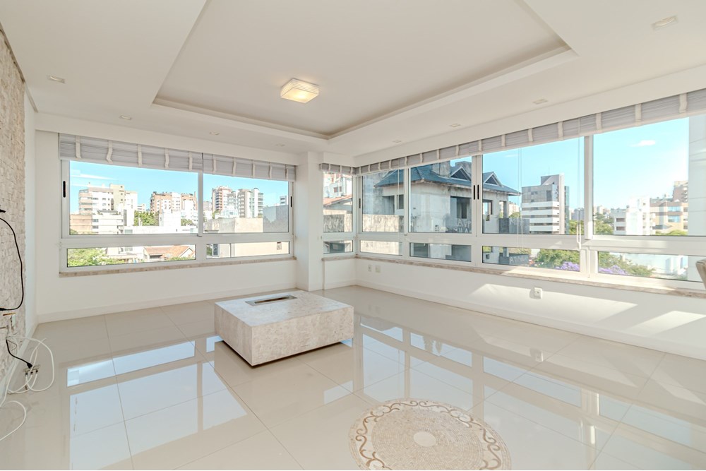 Andar alto- Vista para Nascer e Por do Sol- Lindo apartamento pronto para morar junto ao Colégio João Paulo e próximo do Hospital Militar