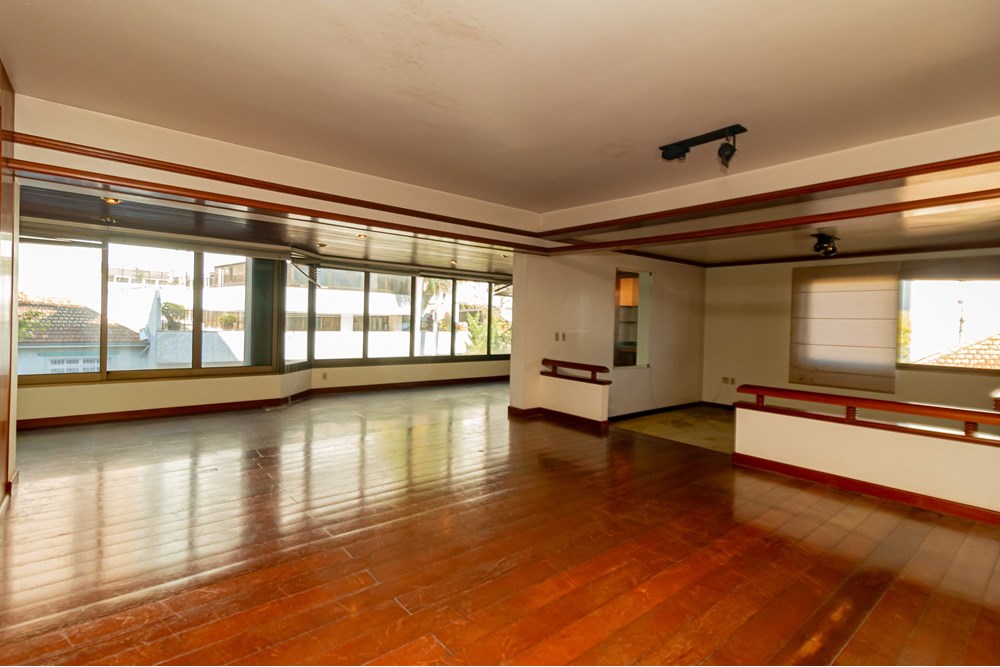 Apartamento 330m² no bairro Rio Branco, a 300m do Parcão