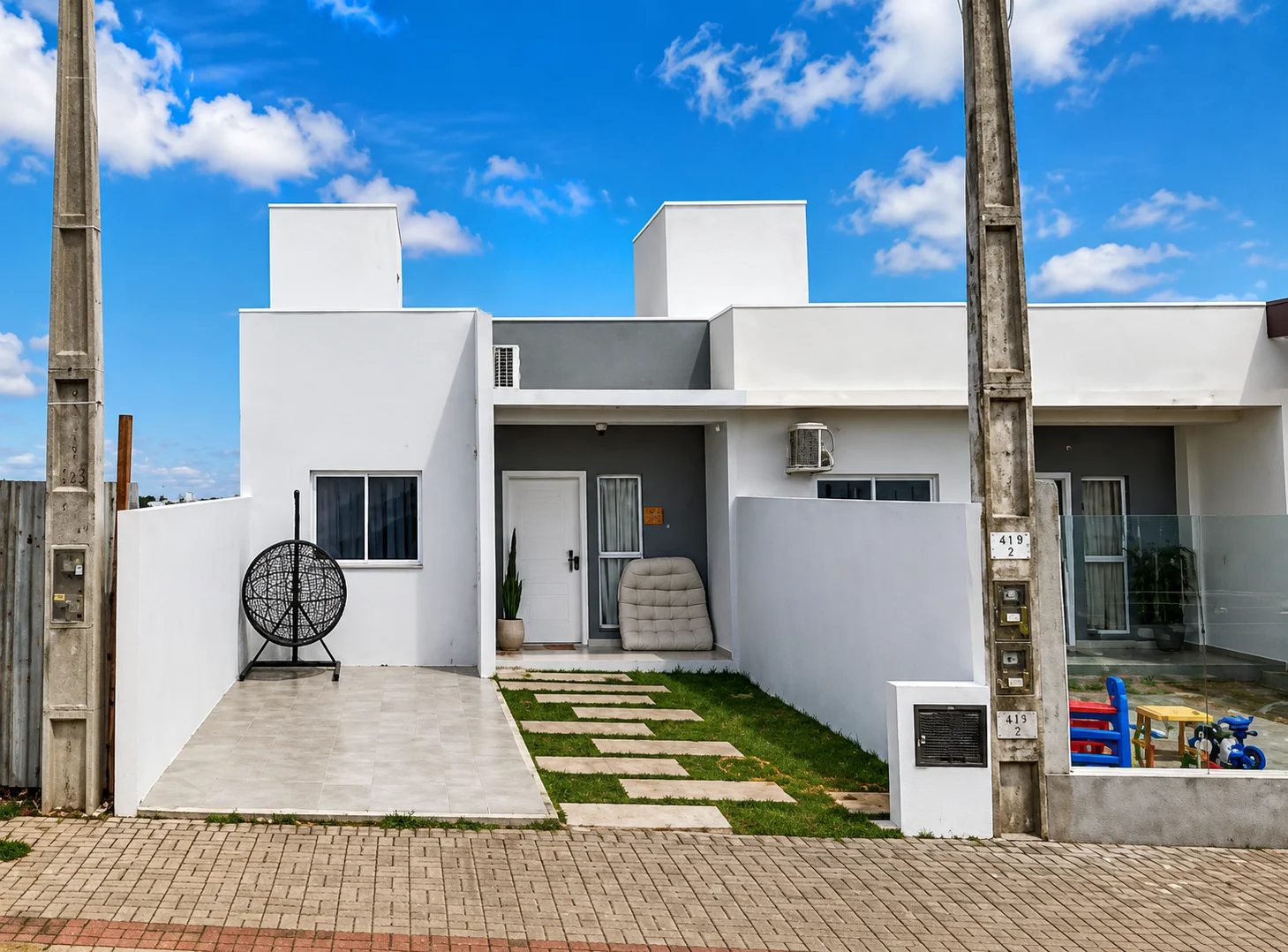 Casa Geminada 100% Mobiliada no Bairro Desbravador – Pronta para Morar!