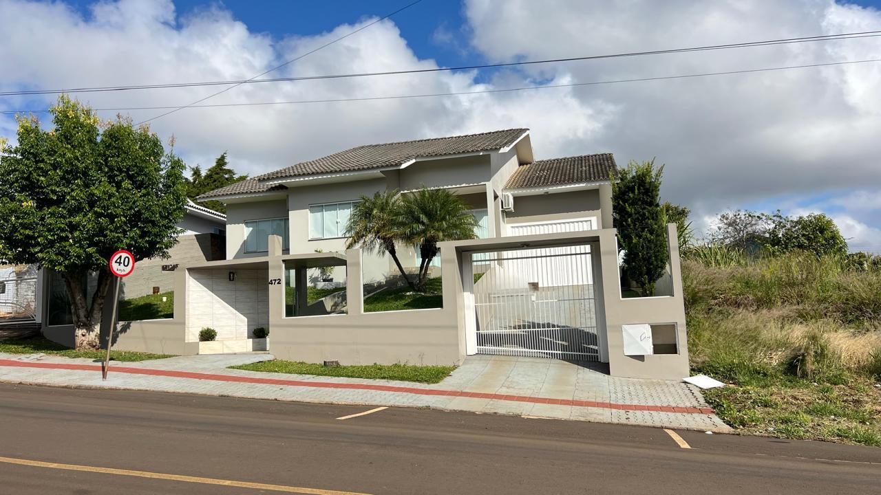 Casa semi-mobiliada no São Jorge