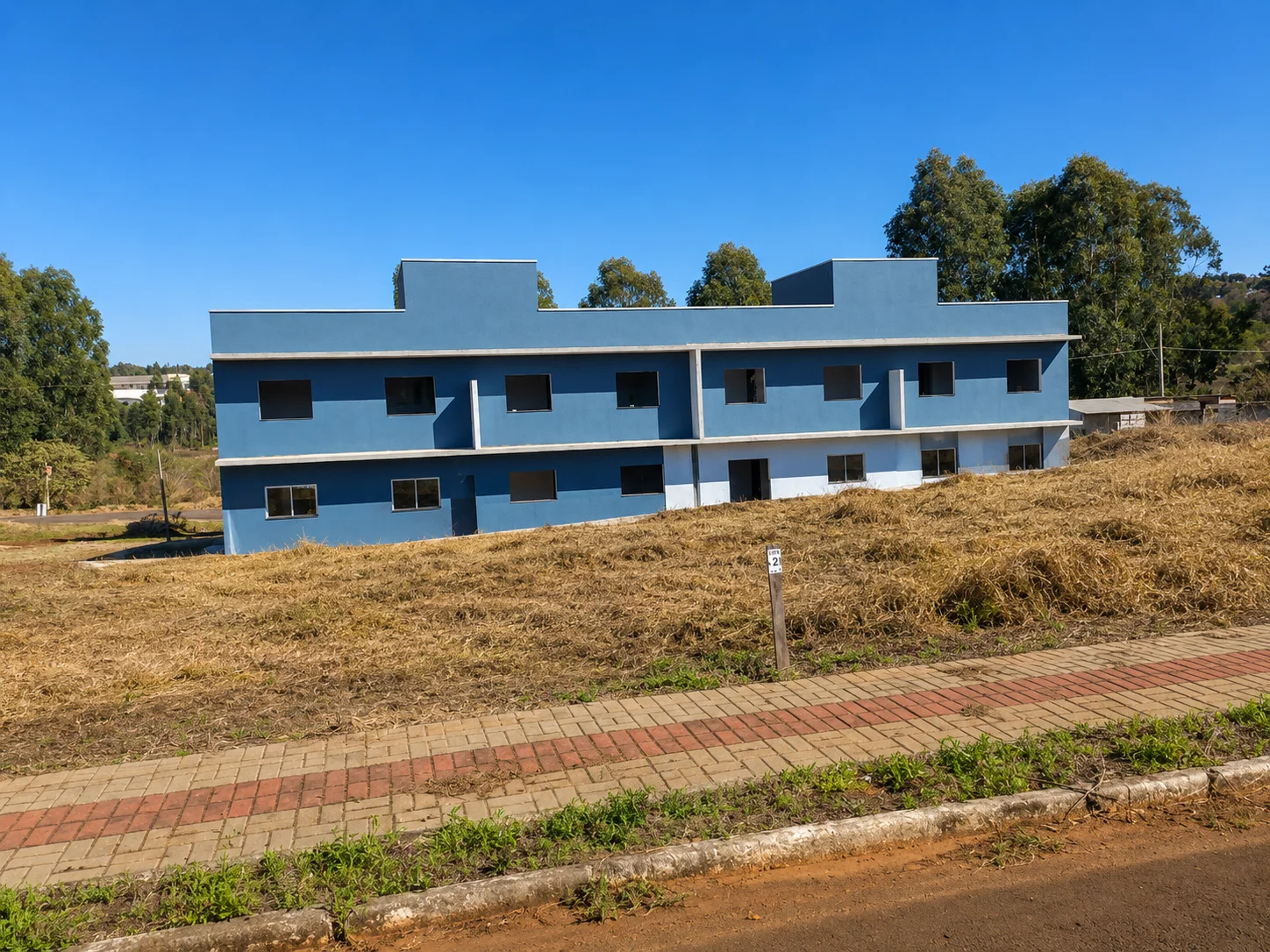 Apartamento 2 dormitórios à venda no Araras, Chapecó SC, com varanda e churrasqueira