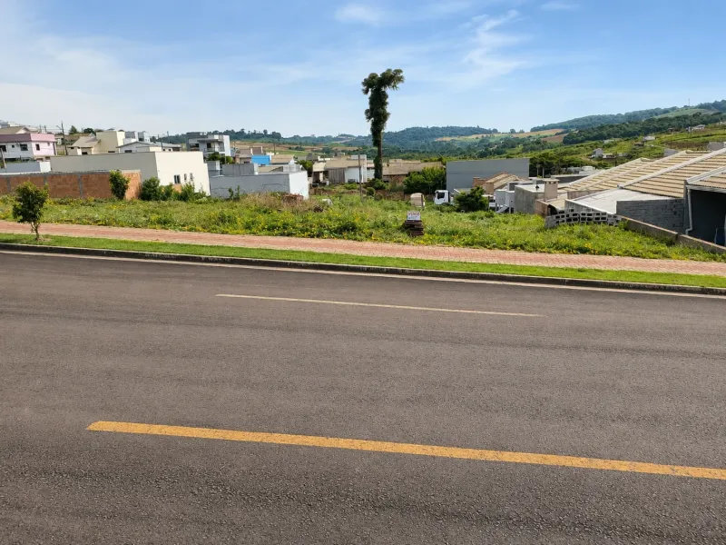 Terreno à venda no bairro Vederti, Chapecó SC, em bairro planejado com infraestrutura de lazer