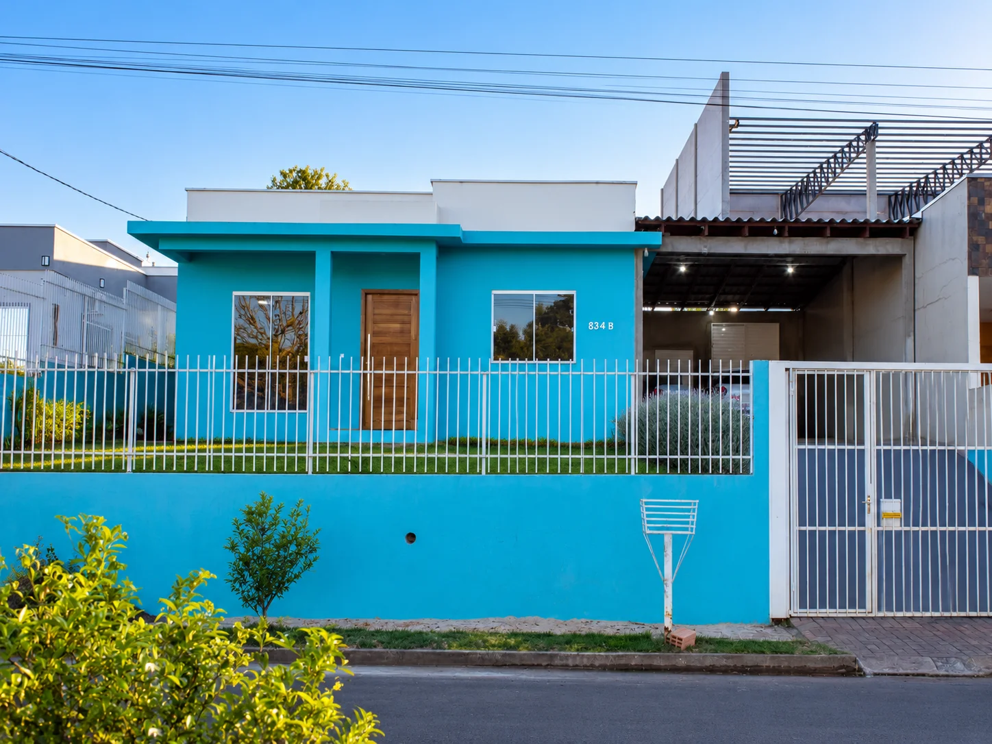 Casa com 2 quartos Semi Mobiliada à venda no bairro Santos Dumont, em Chapecó SC, com piscina