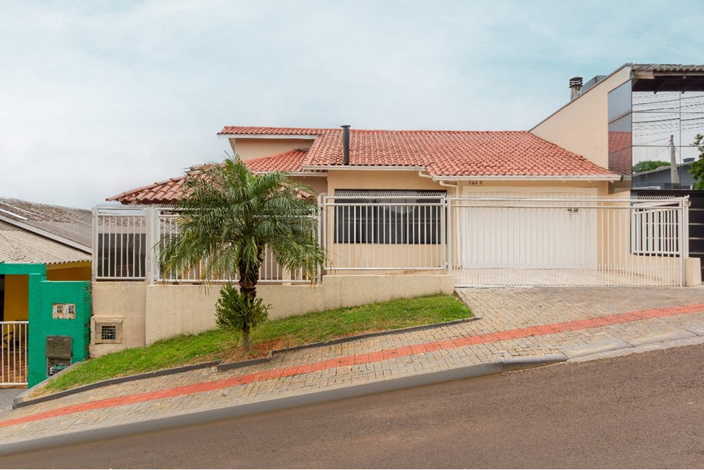 Casa Moderna com 3 Quartos em Chapecó, SC – Imperdível!