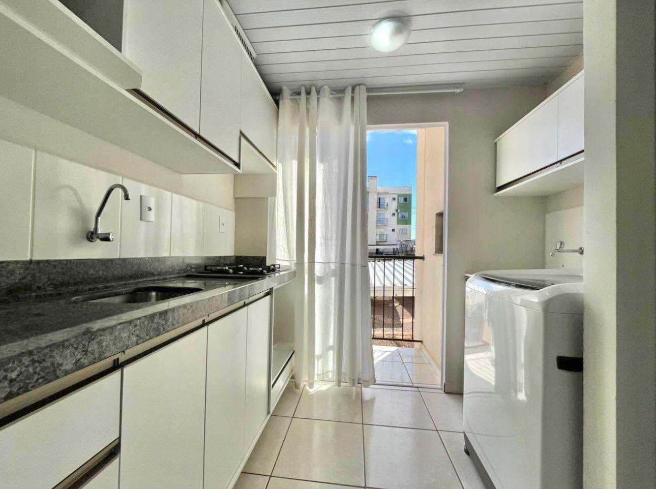 Apartamento semi mobiliado no Residencial Vila das Araucárias