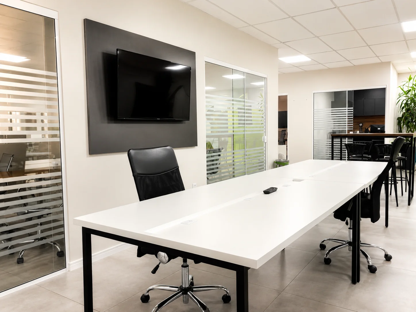 Estações de Trabalho em Coworking para Alugar na Av. La Salle, Xanxerê - SC