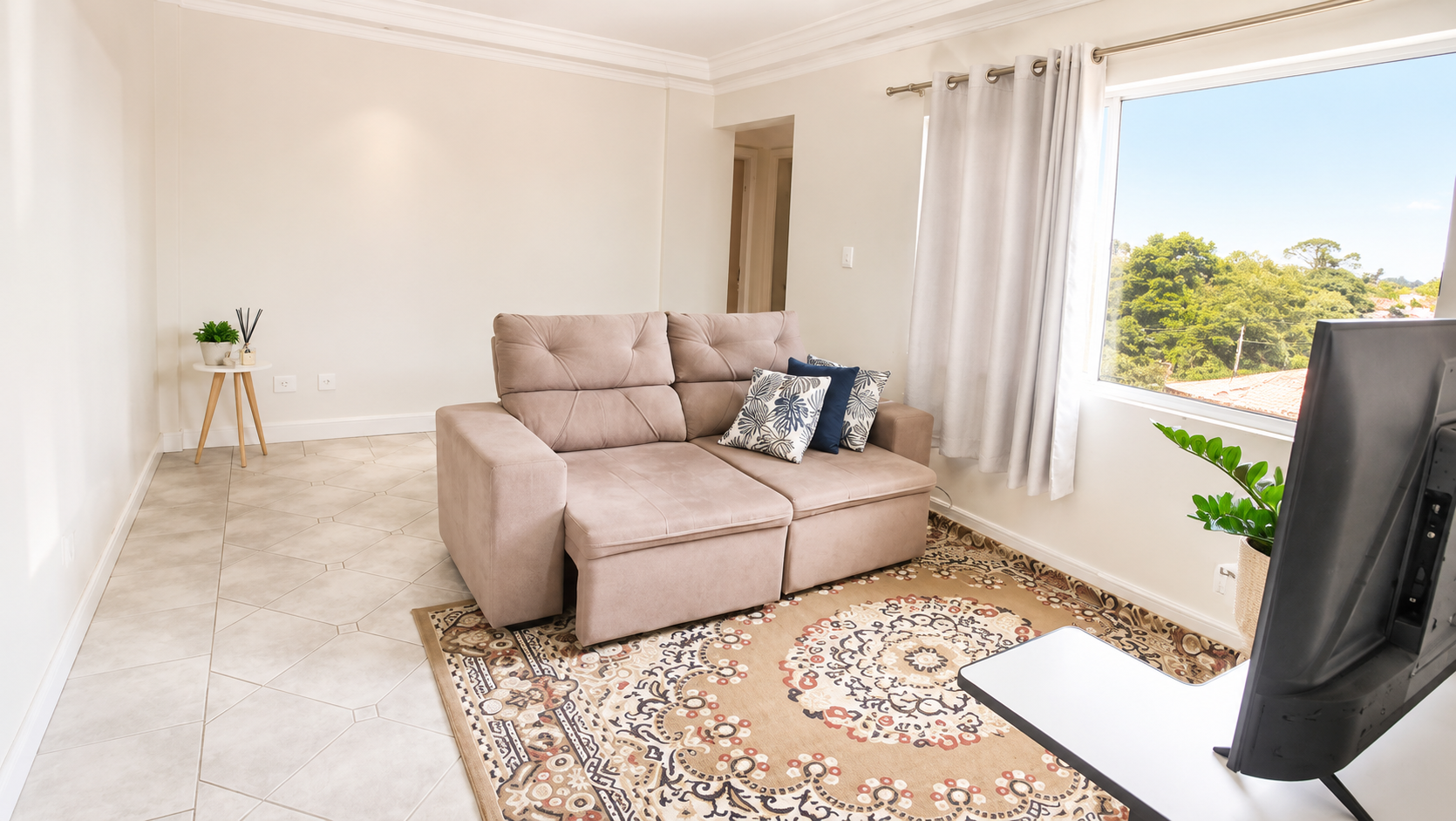 Apartamento 2 Dormitórios no bairro Jardim Itália