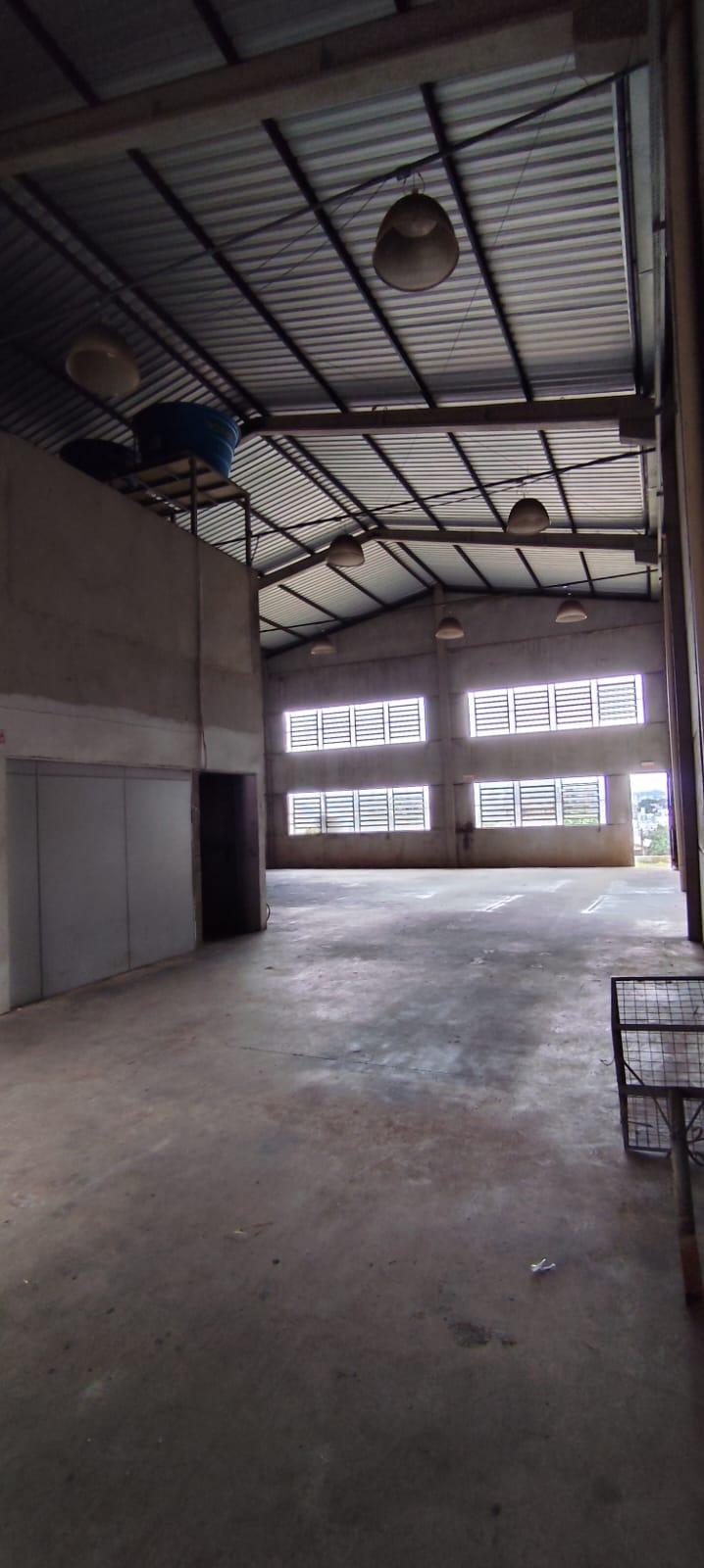 Barracão comercial 300m² Santo Antônio Chapecó aceita permuta