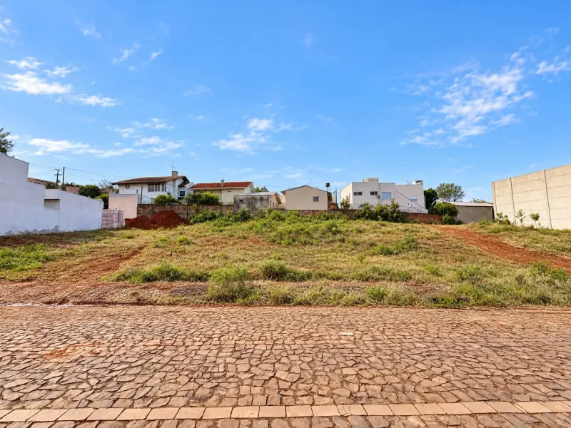 TERRENO NO BAIRRO CERÂMICA