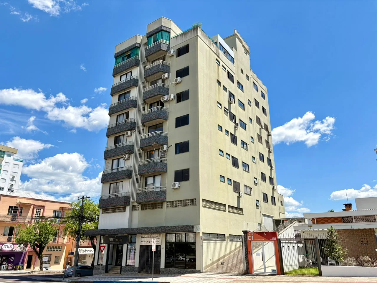 APARTAMENTO COM 2 DORMITÓRIOS À VENDA NO CENTRO DE EREHIM/RS