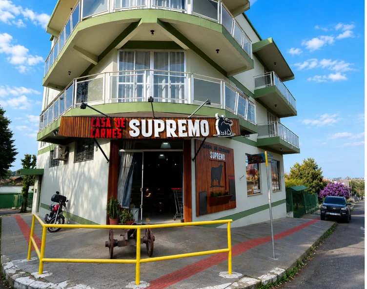 PONTO COMERCIAL - MERCADO E AÇOUGUE