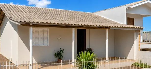 CASA 2 DORMITÓRIOS | BAIRRO AEROPORTO | R$ 240 MIL