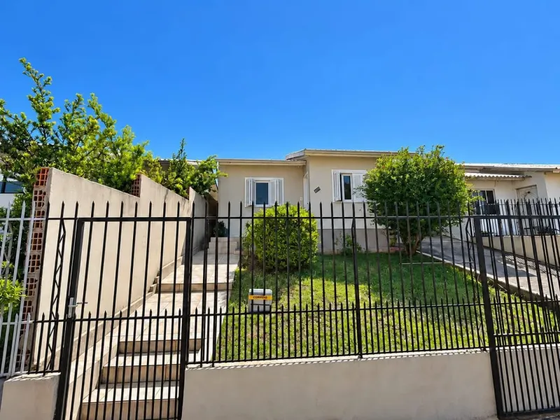 CASA NO BAIRRO PAIOL | 2 DORMITÓRIOS | R$ 297 MIL