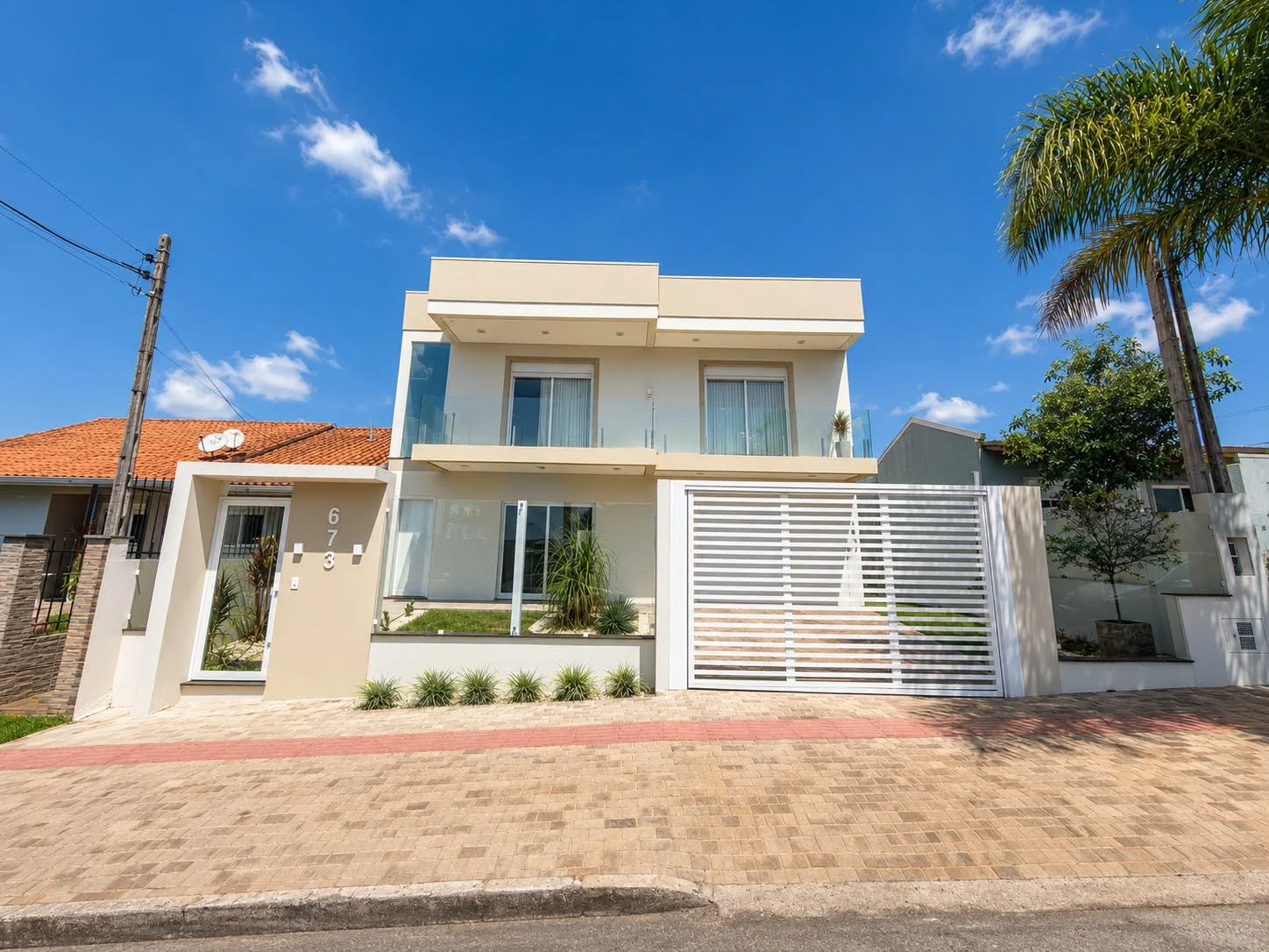 CASA À VENDA SEMI MOBILIADA | BAIRRO LIBERDADE