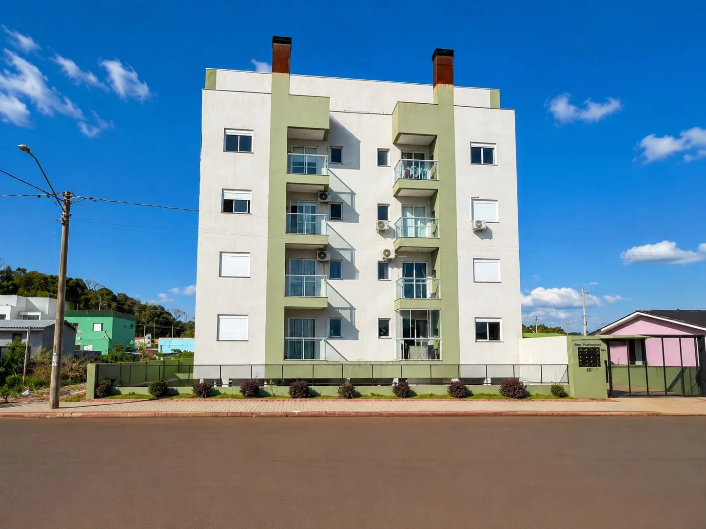 APARTAMENTO 2 QUARTOS À VENDA EM ERECHIM/RS