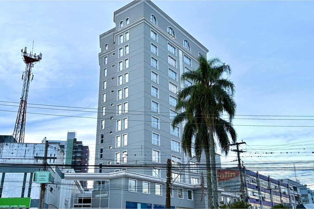 SALA COMERCIAL AÉREA NO ÚLTIMO ANDAR DO EDIFÍCIO TORRE DI FRATELLI EM ERECHIM