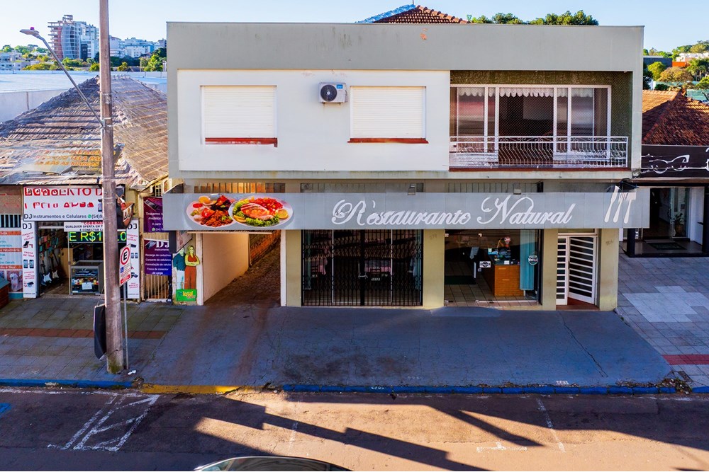 Oportunidade no Centro de Erechim/RS – Prédio Comercial e Residencial Completo