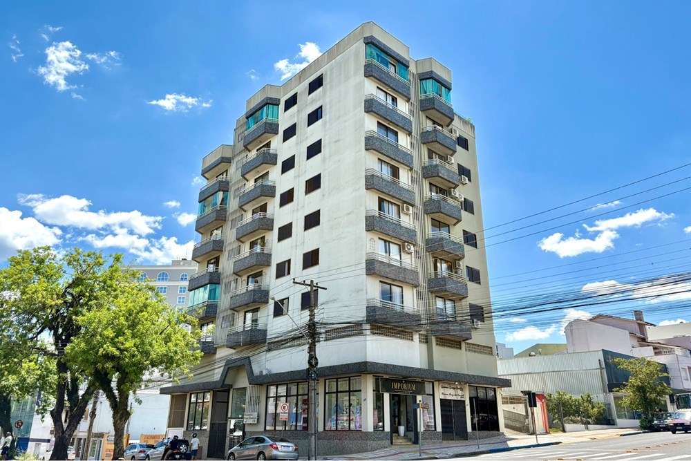 APARTAMENTO 2 QUARTOS NO CENTRO