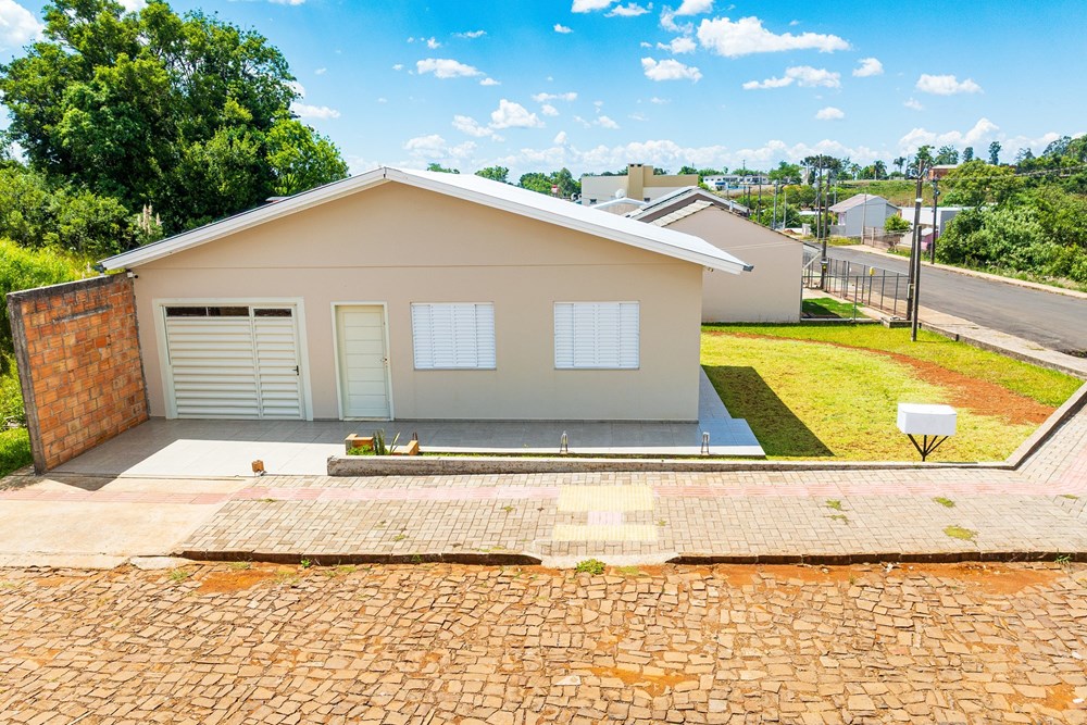Casa 3 Quartos com Sobra de Terreno no Paiol Grande - Erechim