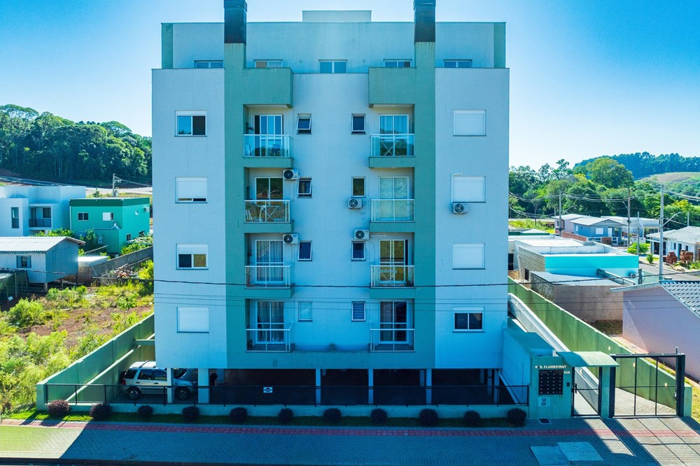 Apartamento semi mobiliado, moderno e pronto para morar em Erechim/RS