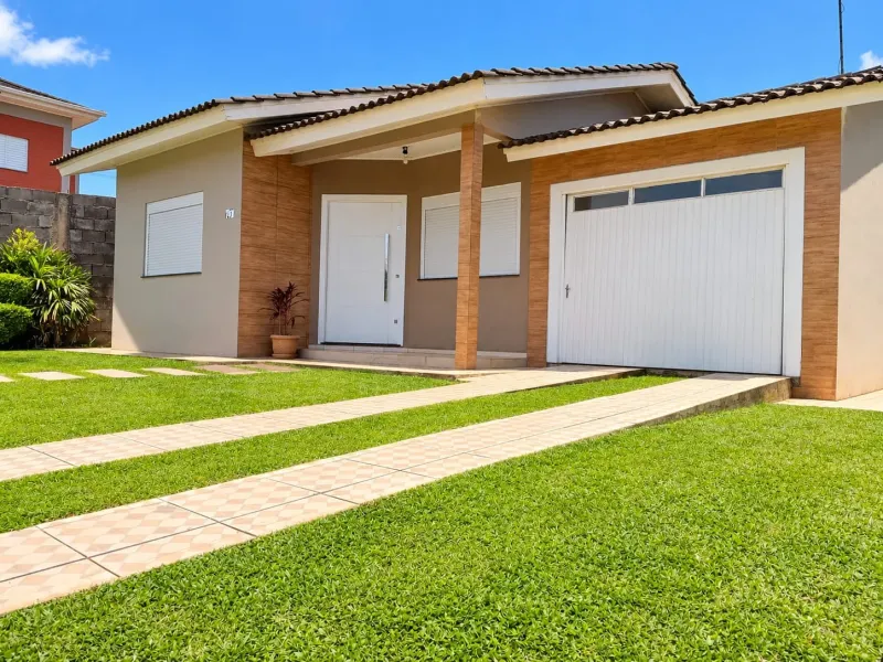 CASA TERREA R$460.000 SEMIMOBILIADA 3 QUARTOS AGRICOLA