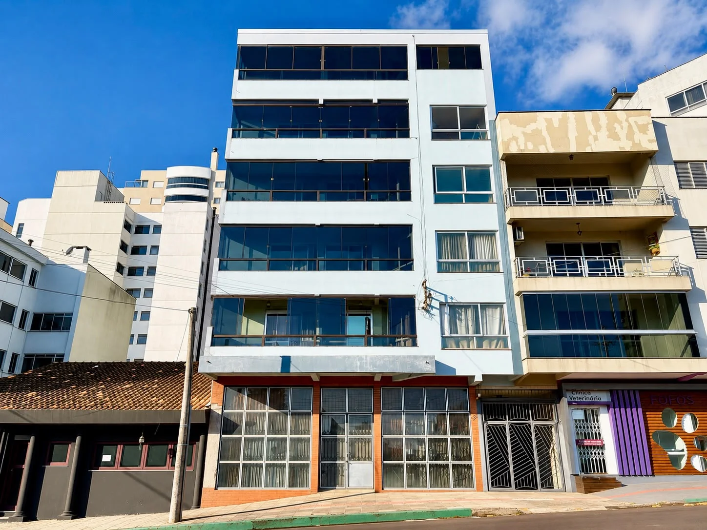 APARTAMENTO  NO CENTRO DE ERECHIM