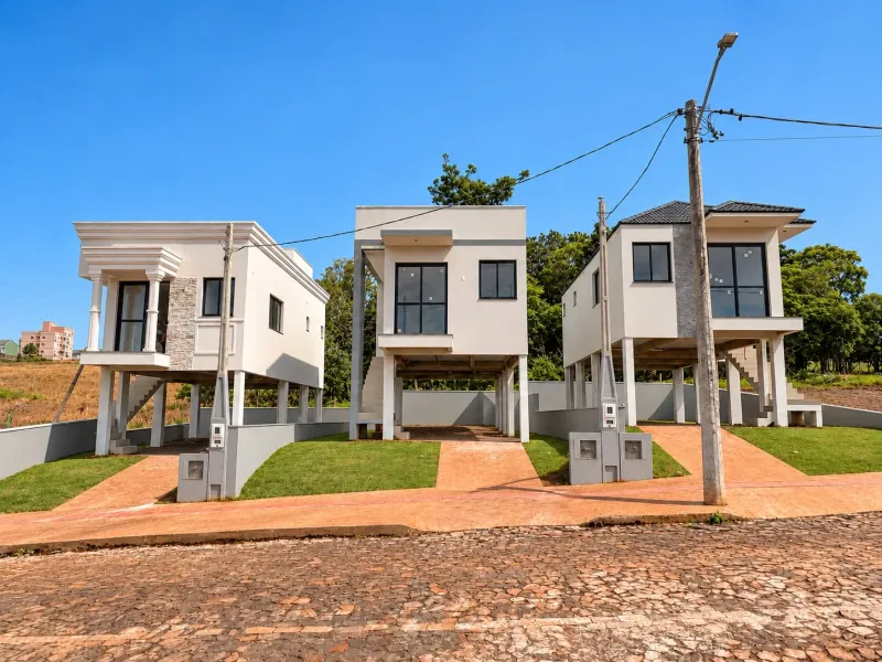 CASA NOVA COM ARQUITETURA MODERNA NO BAIRRO LIBERDADE – ERECHIM/RS