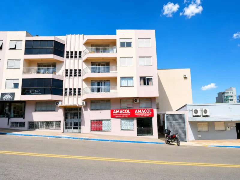 APARTAMENTO TÉRREO PRIVATIVO NO CENTRO 2 DORMITÓRIOS