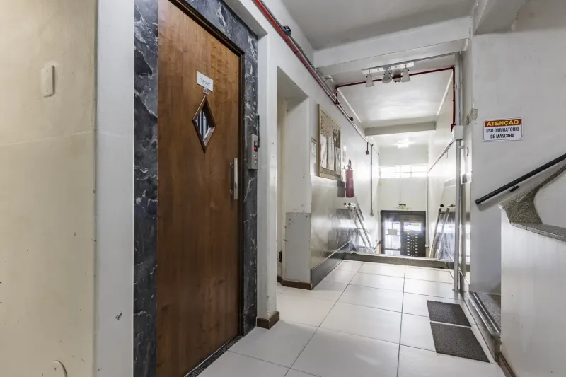 Apartamento no Centro Histórico, Porto Alegre - Imobiliária - foto 22
