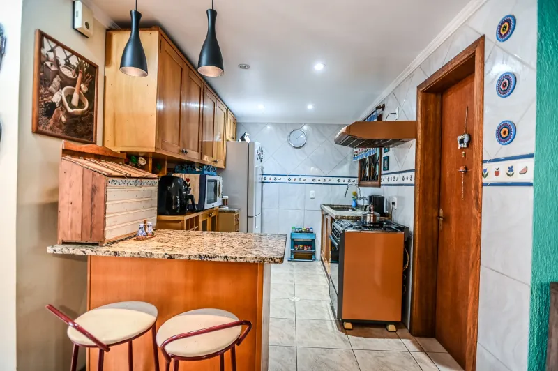 Casa em condomínio no Guarujá, Porto Alegre - Imobiliária - foto 14