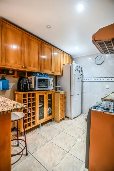 Casa em condomínio no Guarujá, Porto Alegre - Imobiliária - foto 16