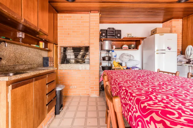 Casa no Medianeira, Porto Alegre - Imobiliária - foto 53