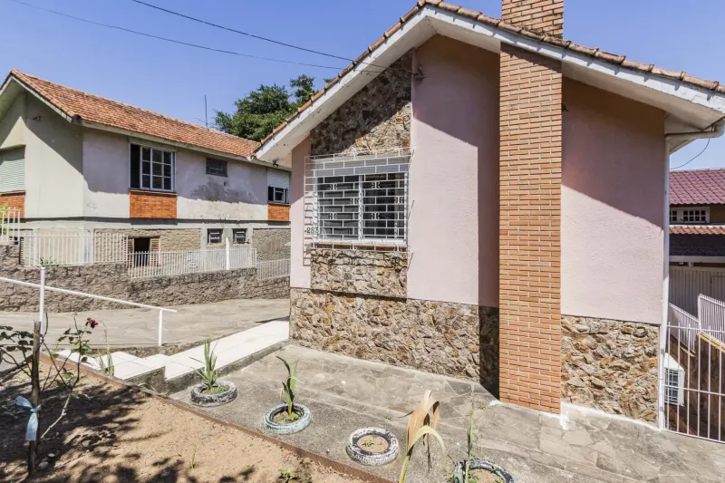 CASA DE 3 QUARTOS NO CONDOMÍNIO JARDIM MEDIANEIRA, BAIRRO SANTA TEREZA